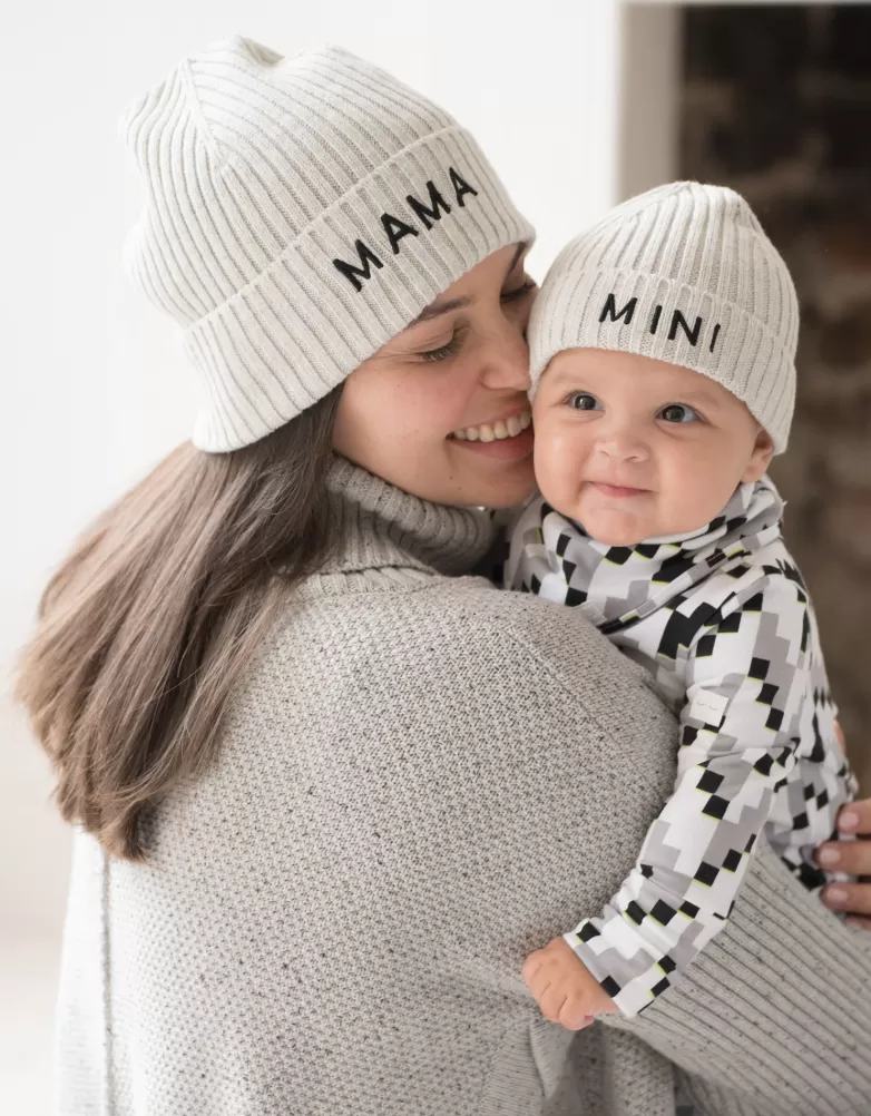 Store Grijze gebreide katoenen Mama & Mini-mutsen Baby Cadeau | Babykleding